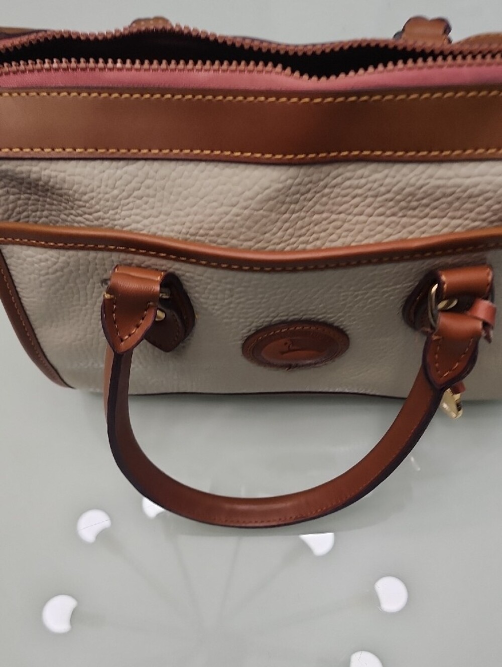 Dooney & Bourke Beige and Brown Pebbled Leather Satchel Mossing Shoulder Strip - Picture 11 of 15